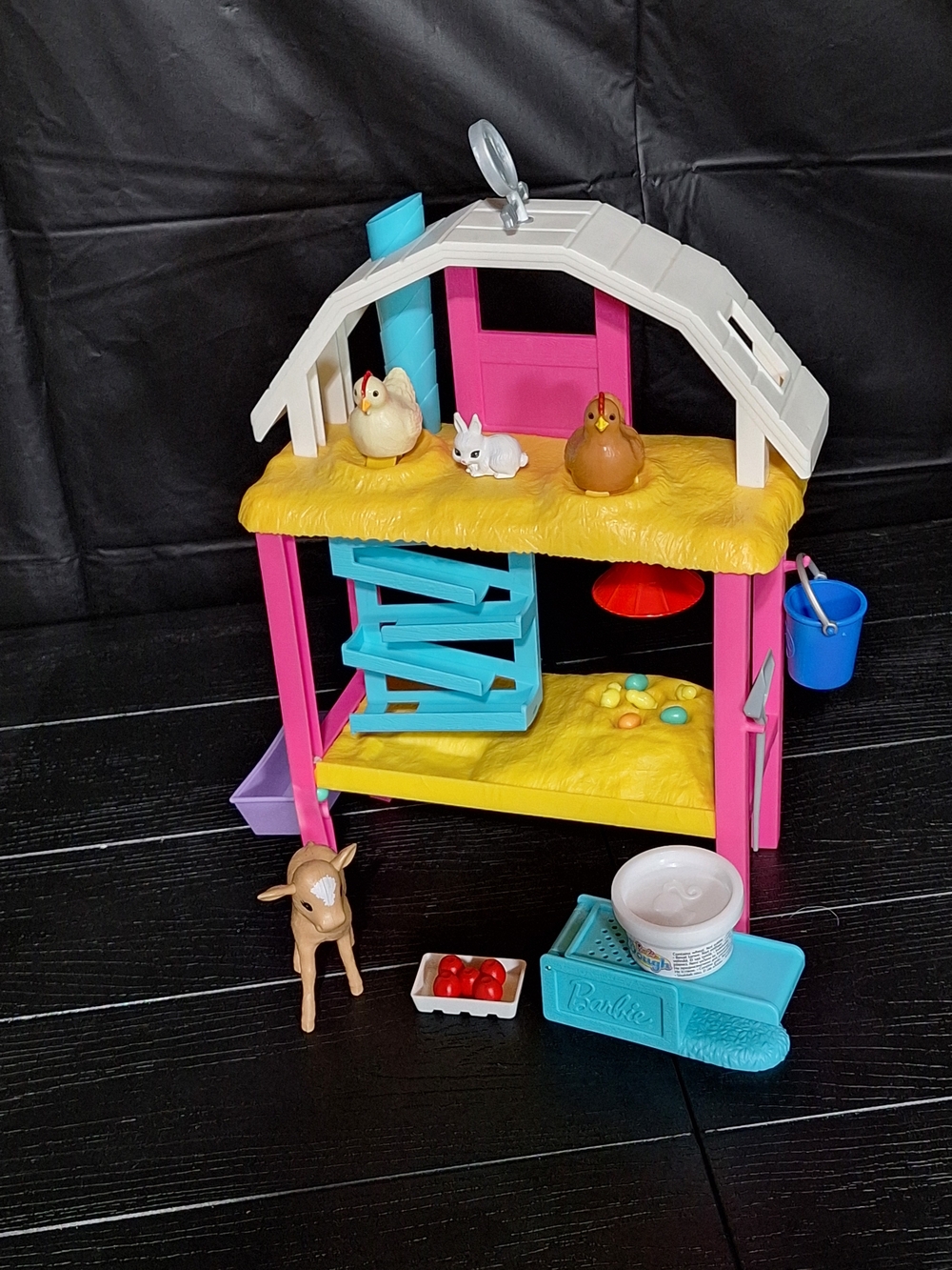 Barbie Pink and Yellow Farm Fresh Playset